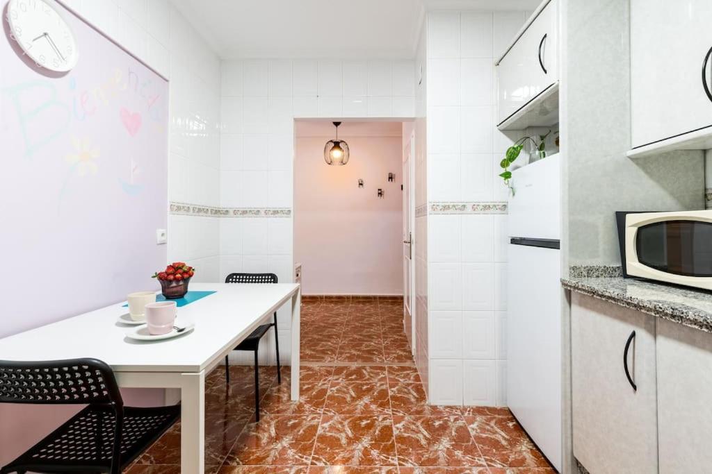 Santa Justa Urban Apartment Seville Exterior photo