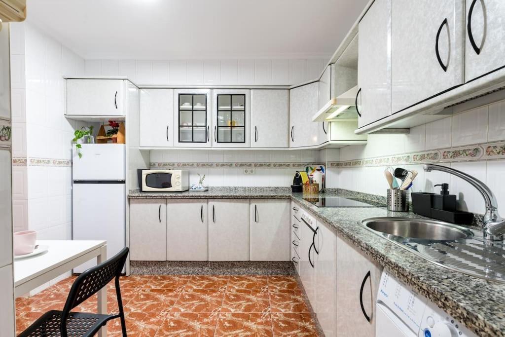Santa Justa Urban Apartment Seville Exterior photo